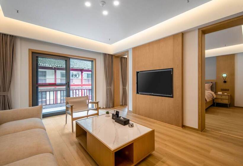 Люкс Повышенной Комфортности, Hunan New Pipaxi