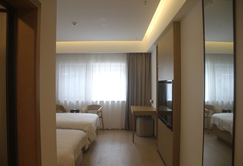 Семейный Номер, Hunan New Pipaxi