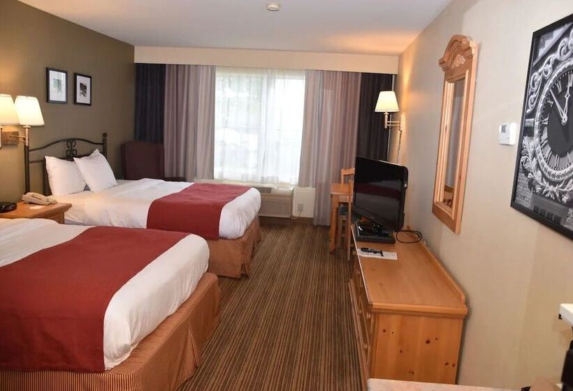 جناح, Holiday Inn Express & Suites Port Washington, An Ihg