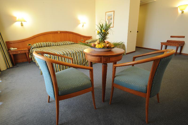 スタンダードトリプルルーム, President