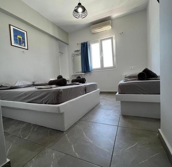 Economy Triple Room, Princess Sissy