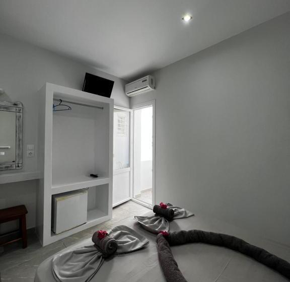 اتاق اکونومی, Princess Sissy