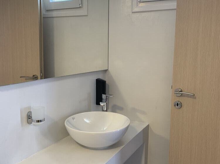 اتاق اکونومی, Princess Sissy