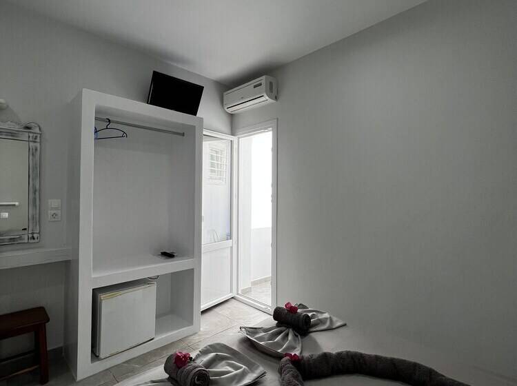 اتاق اکونومی, Princess Sissy