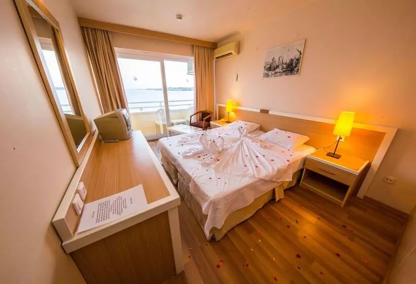 اتاق استاندارد با چشم‌انداز دریا, Tuntas Beach Hotel   All Inclusive