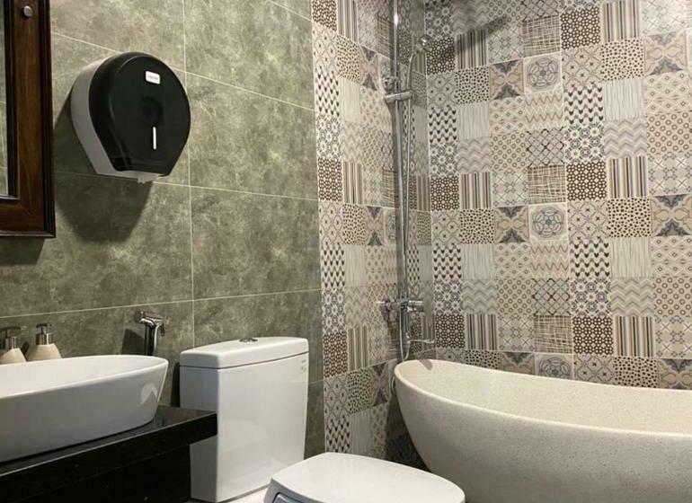 اتاق لوکس, Highlight House Hotel & Coffee