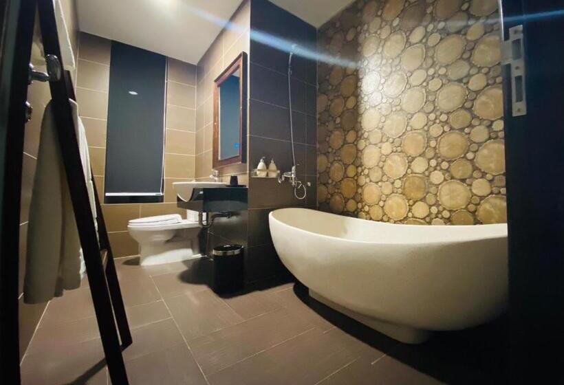 اتاق لوکس, Highlight House Hotel & Coffee