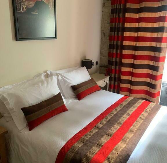 חדר דלוקס, The Weavers Shed