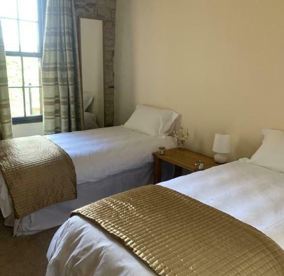 חדר דלוקס, The Weavers Shed