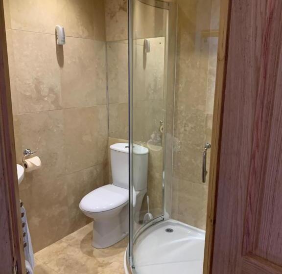 חדר דלוקס, The Weavers Shed