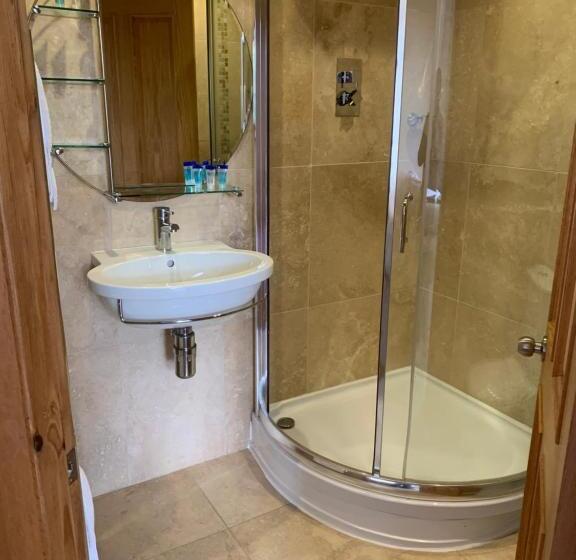 חדר דלוקס, The Weavers Shed