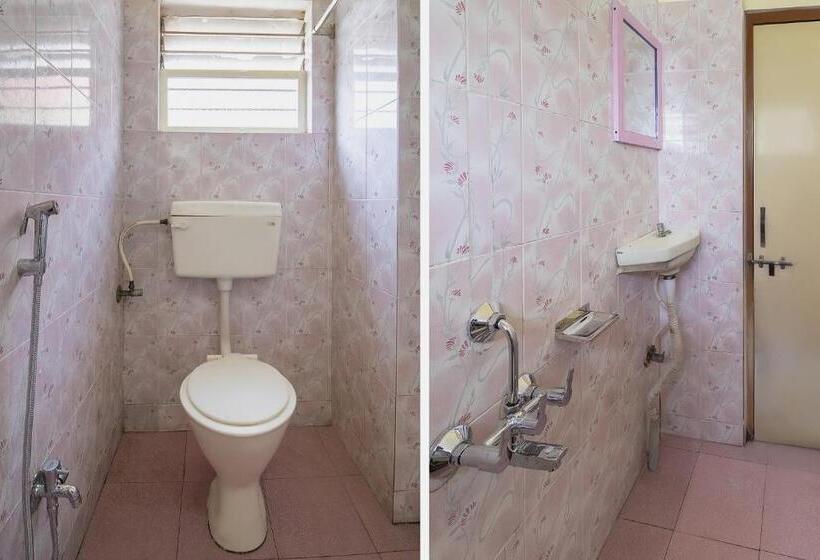 اتاق استاندارد, Spot On Shree Gajanan