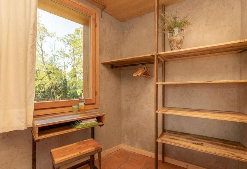 חדר סטנדרט לשלושה עם טרסה, Casa Viva