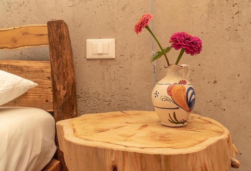 חדר סטנדרט לשלושה עם טרסה, Casa Viva