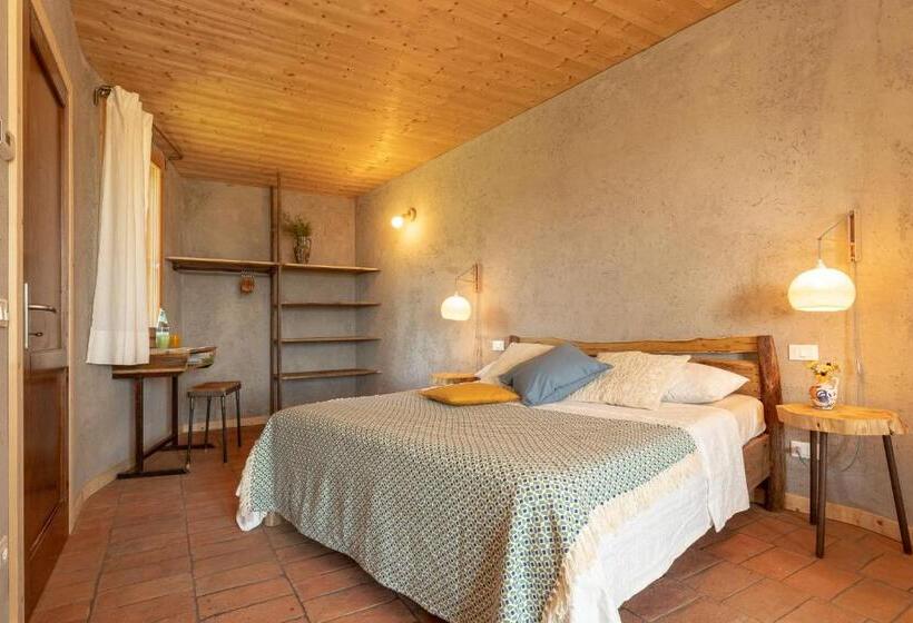 חדר סטנדרט לשלושה עם טרסה, Casa Viva