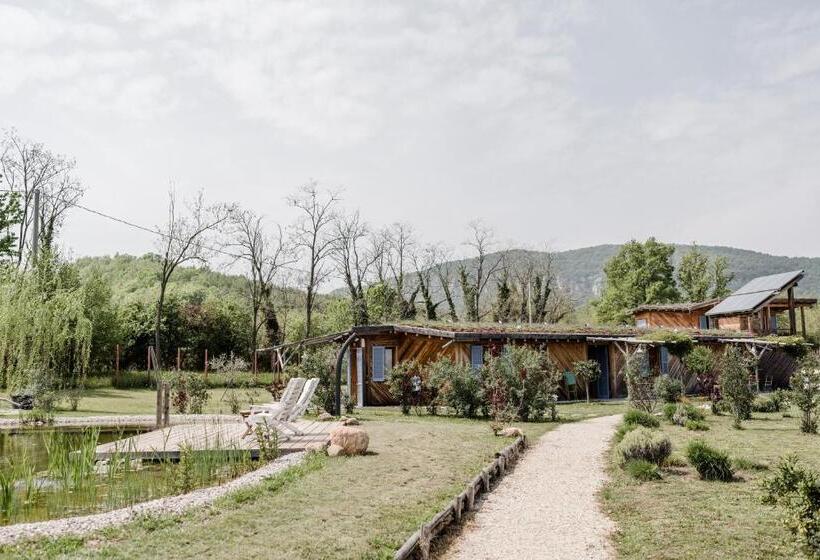 חדר לארבעה סטנדרטי עם נוף לגינה, Casa Viva