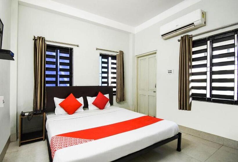 Трехместный Номер Классика, Flagship 75693 Pradhan Palace