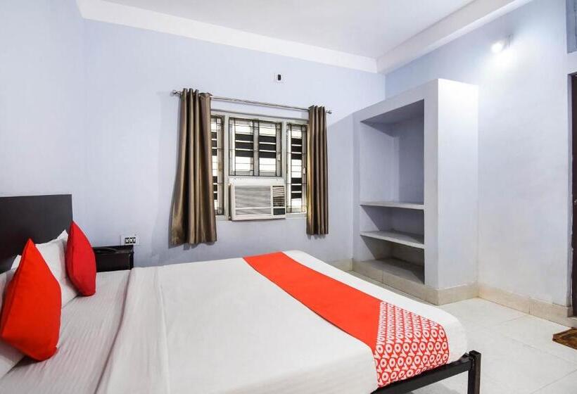 Трехместный Номер Классика, Flagship 75693 Pradhan Palace