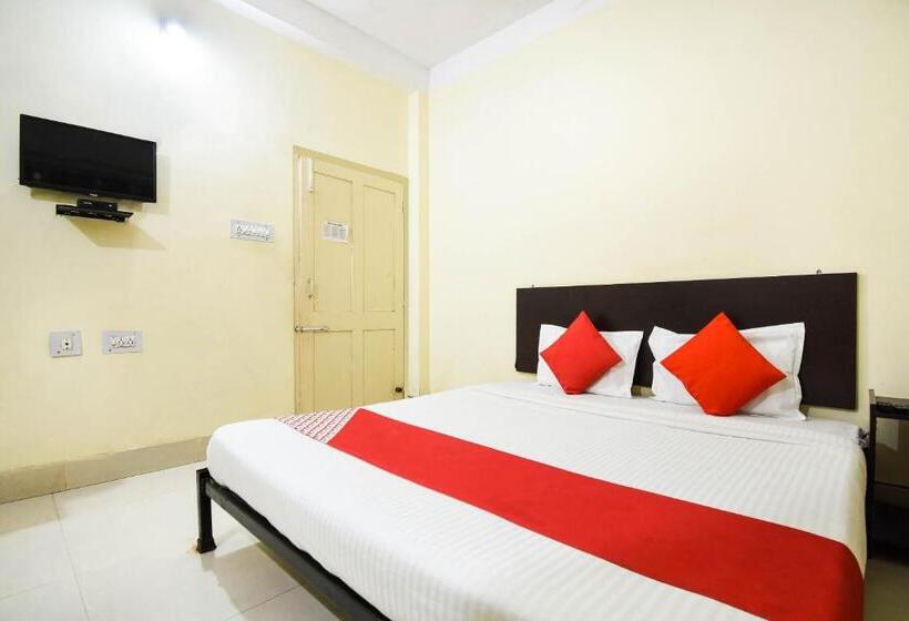 Трехместный Номер Классика, Flagship 75693 Pradhan Palace