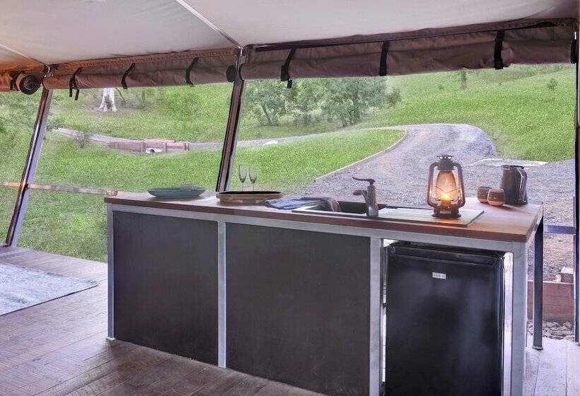 Deluxe Tent, Starry Nights Luxury Camping