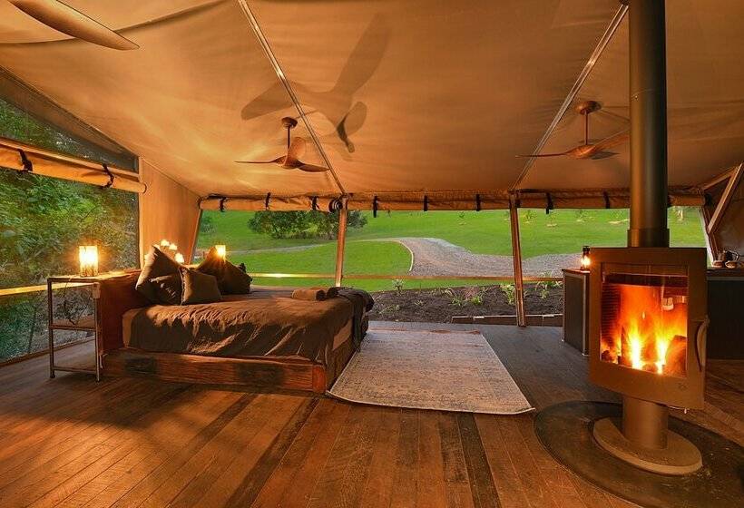 Deluxe Tent, Starry Nights Luxury Camping