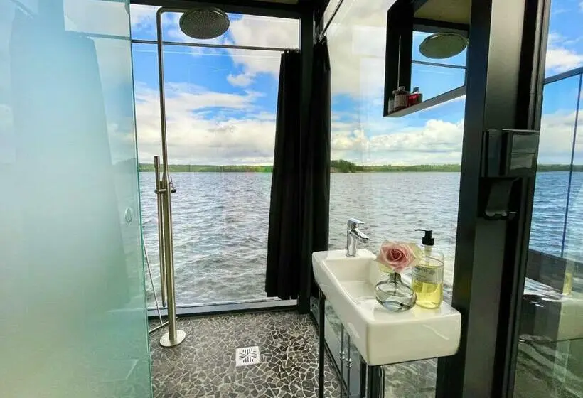 スイート, Lake Hotel Lehmonkärki   Haasi Mirror Houses