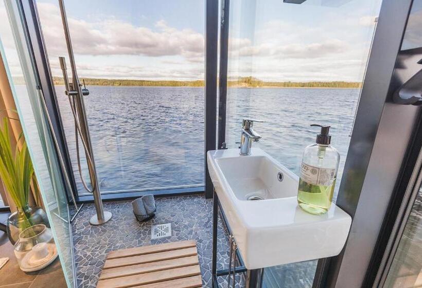 סוויטה, Lake Hotel Lehmonkärki   Haasi Mirror Houses