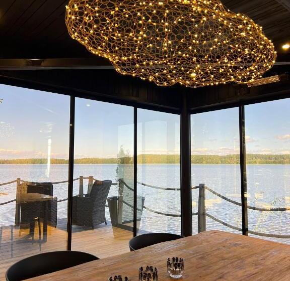 סוויטת פרמיום, Lake Hotel Lehmonkärki   Haasi Mirror Houses