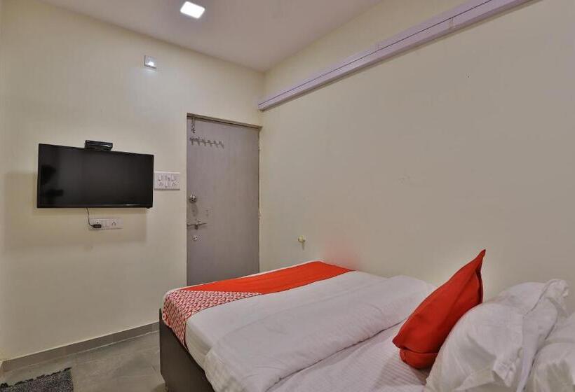 Klassiskt Trippelrum, Oyo 46791 New Suryam