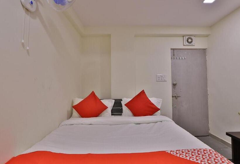 Klassiskt Trippelrum, Oyo 46791 New Suryam