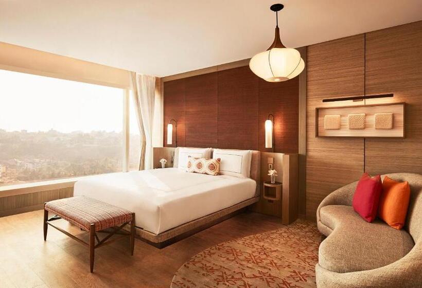 Superior Room King Size Bed