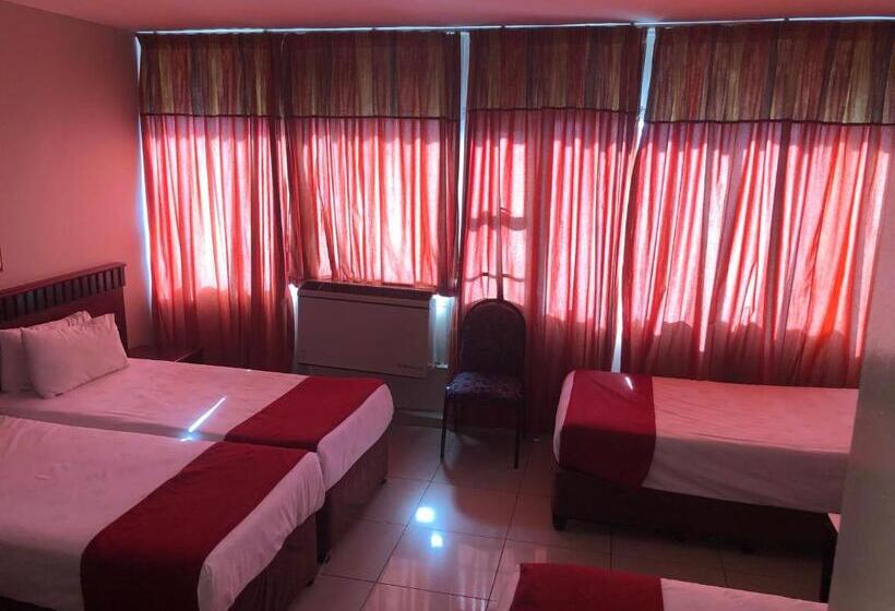 Family flat with sea view, Coastlands Durban Self Catering Holiday Apartments