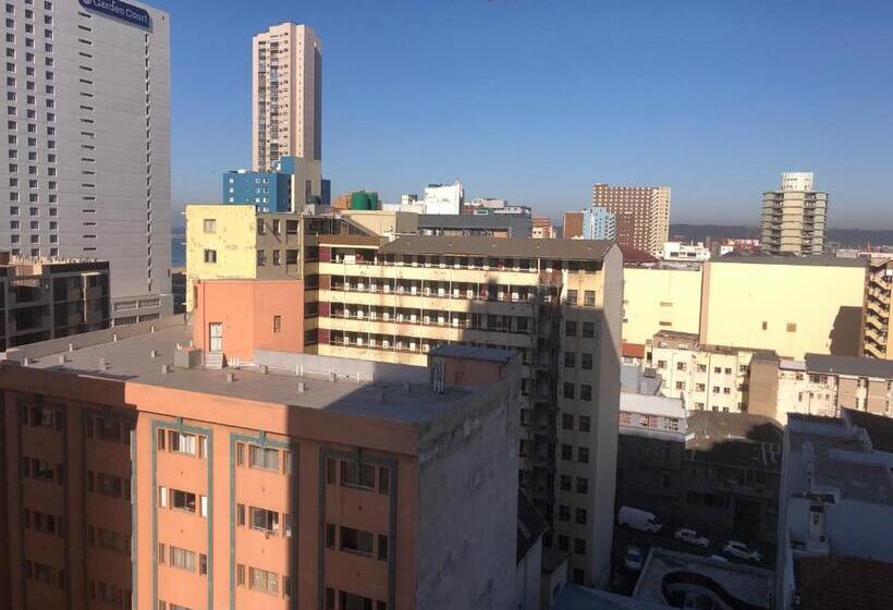 Family flat with sea view, Coastlands Durban Self Catering Holiday Apartments