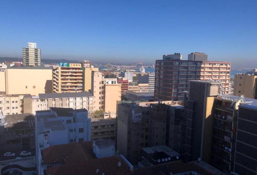 Family flat with sea view, Coastlands Durban Self Catering Holiday Apartments