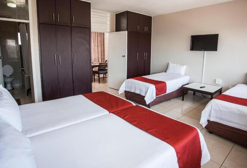 Family flat with sea view, Coastlands Durban Self Catering Holiday Apartments