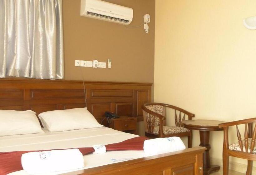 اتاق لوکس, Pavilion Holiday Resort