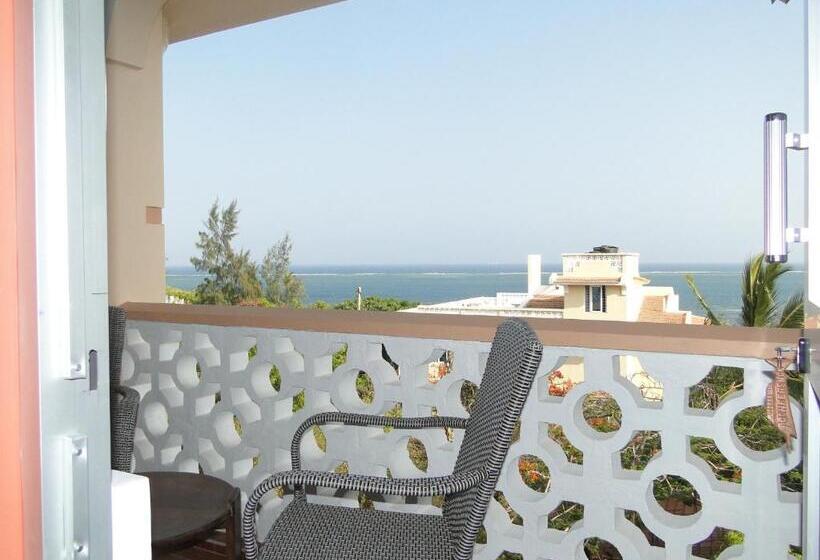 استودیوی استاندارد, Pavilion Holiday Resort