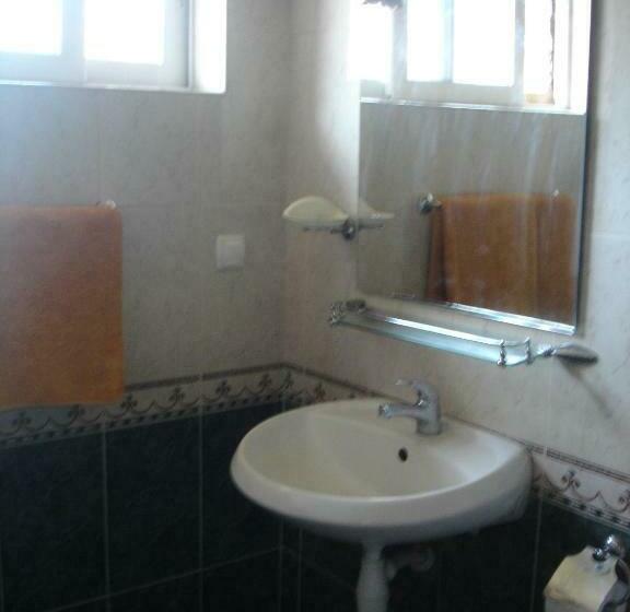 スタンダードルーム, Cesar Guest Rooms