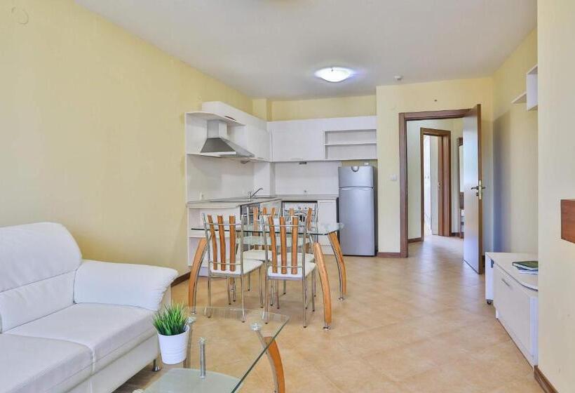 Апартаменты 2 Спальни с Балконом, Pirin Golf & Country Club Apartment Complex