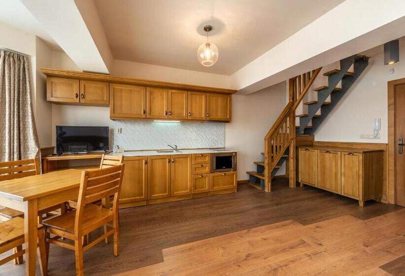 إستوديو قياسى, Pirin Golf & Country Club Apartment Complex