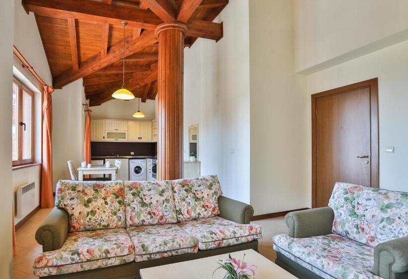 Апартаменты 3 Спальни, Pirin Golf & Country Club Apartment Complex