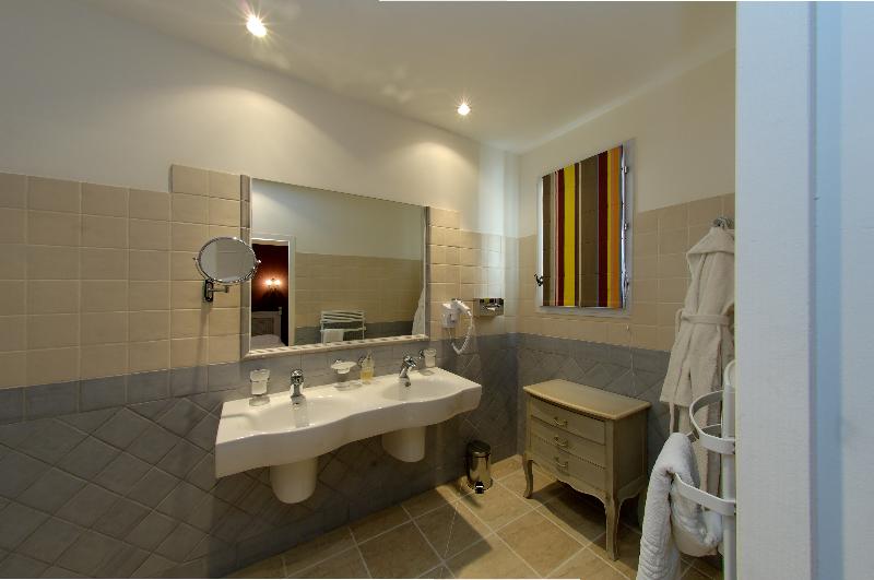 חדר סופריור, Auberge Du Manet