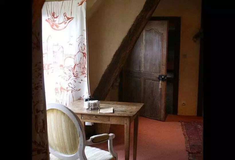 スーペリアールーム, Château De Saint Paterne