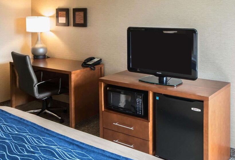 Люкс, Comfort Inn Crystal Lake   Algonquin