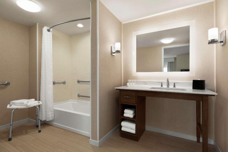 Номер Стандарт, Comfort Inn & Suites And Suites Fredericksburg