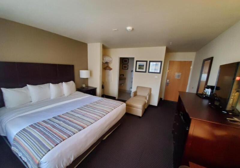 带大床的标准间, Country Inn & Suites By Radisson, Bend, Or