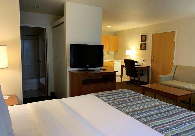 带大床的套房, Country Inn & Suites By Radisson, Bend, Or