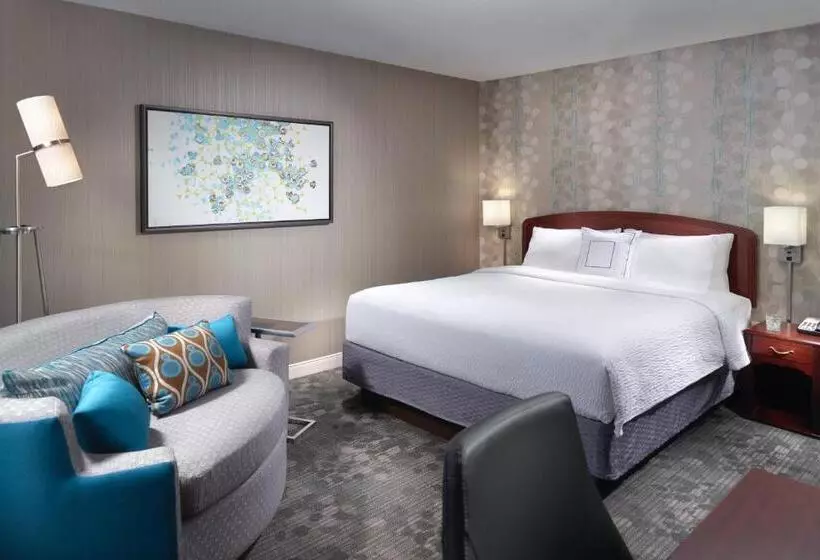 キングサイズベッドのスタンダードルーム, Courtyard By Marriott Atlanta Alpharetta