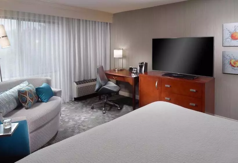 キングサイズベッドのスタンダードルーム, Courtyard By Marriott Atlanta Alpharetta