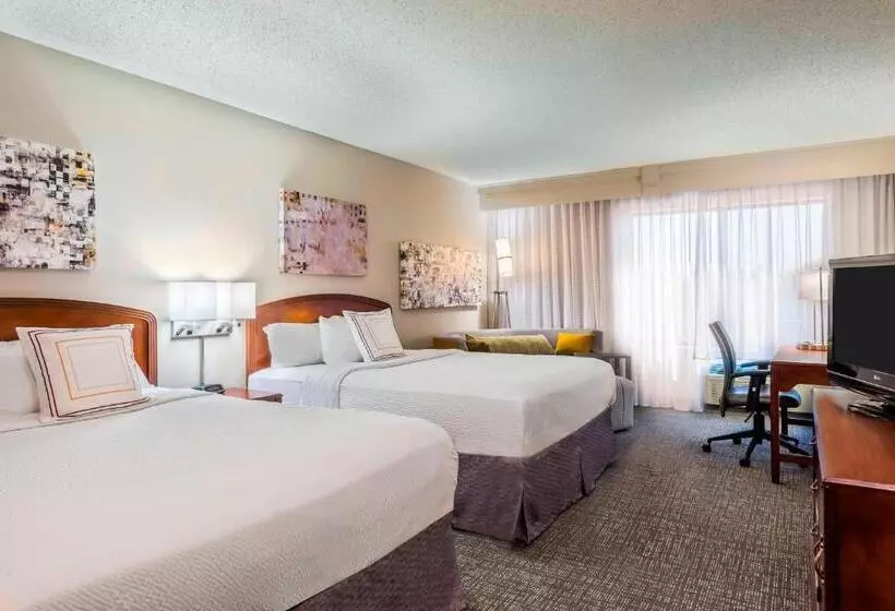 スタンダードルーム, Courtyard By Marriott Chattanooga Downtown